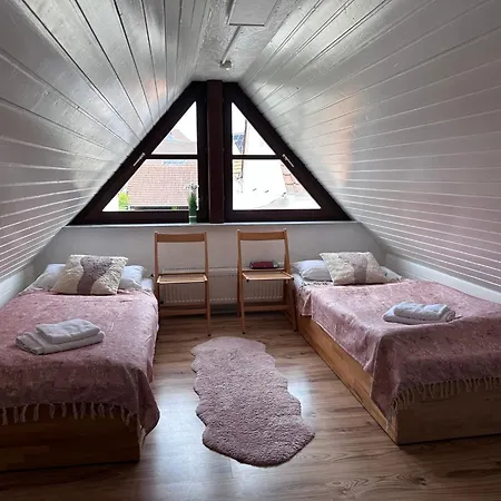 Schoenes Gemuetliches Haus Toplage Dom wakacyjny *